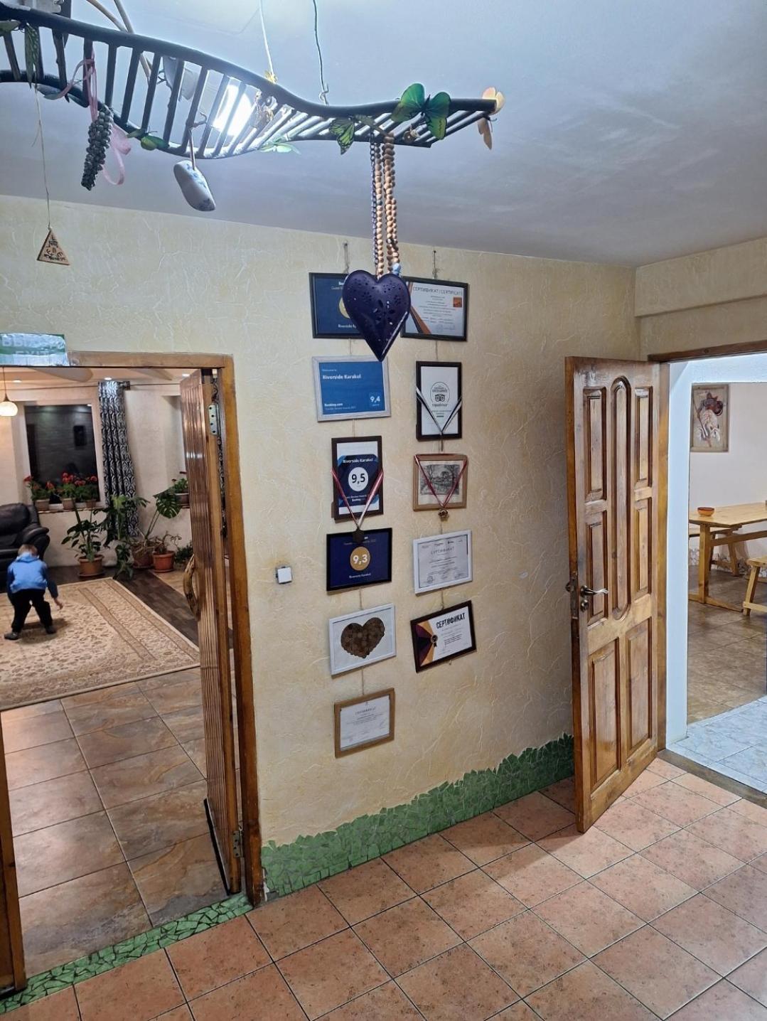 リバーサイドカラコル Bed & Breakfast エクステリア 写真